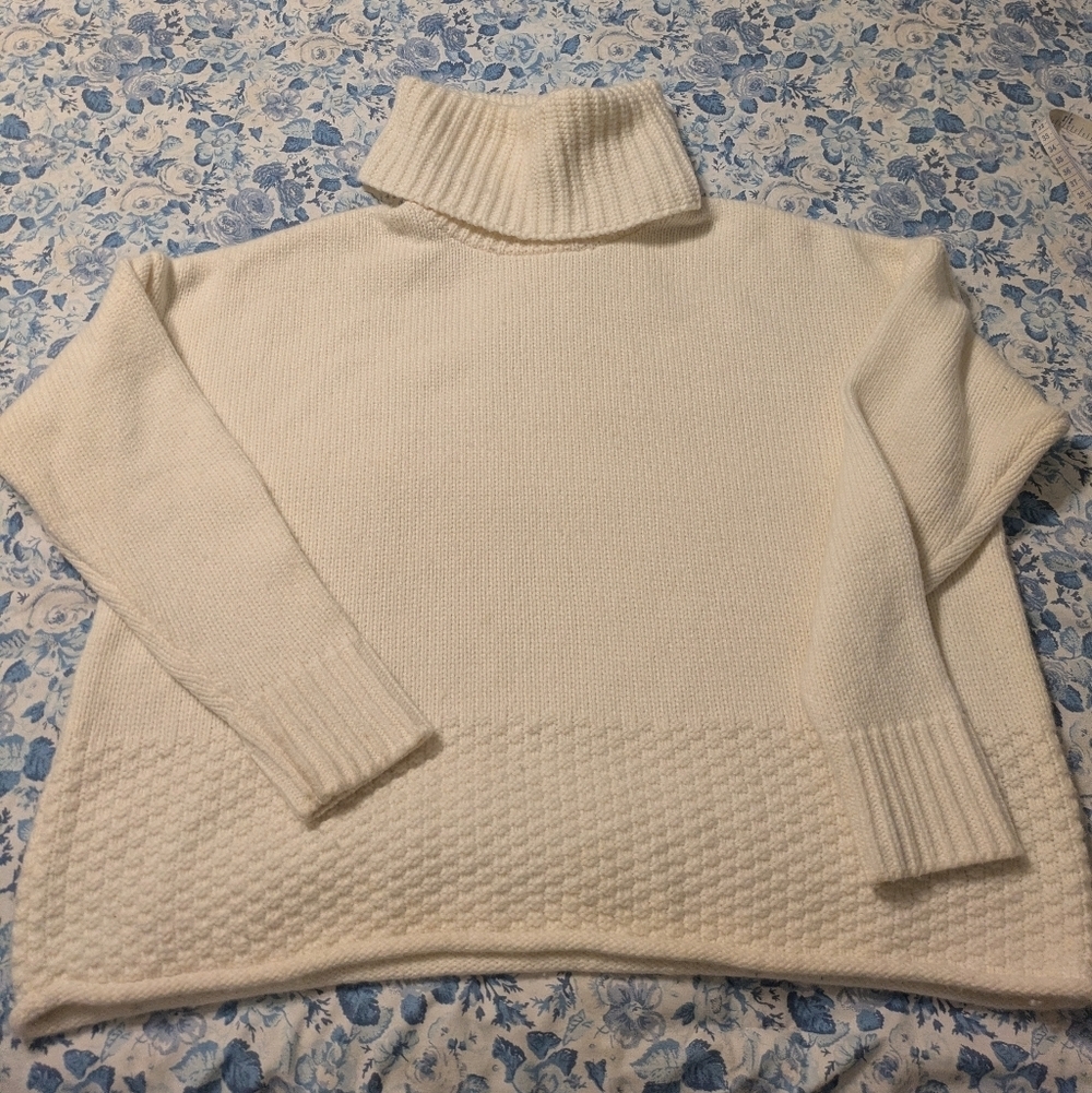 Madewell Cream Turtleneck Sweater - Picture 2 of 9